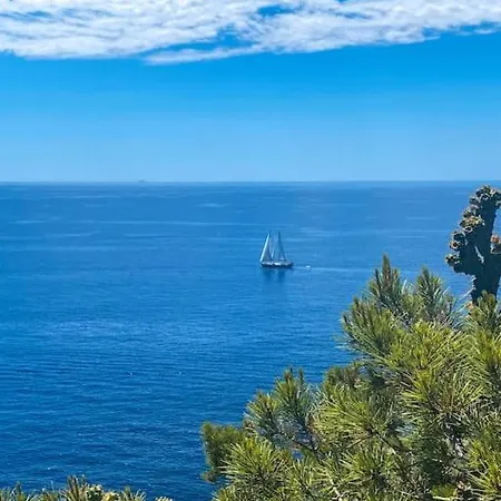 Villa Terracotta - Stunning Sea View & Pool