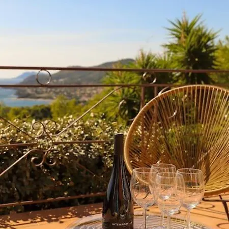 Terracotta - Stunning Sea View & Pool Carqueiranne