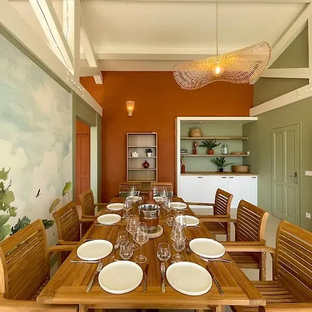 Terracotta - Stunning Sea View & Pool